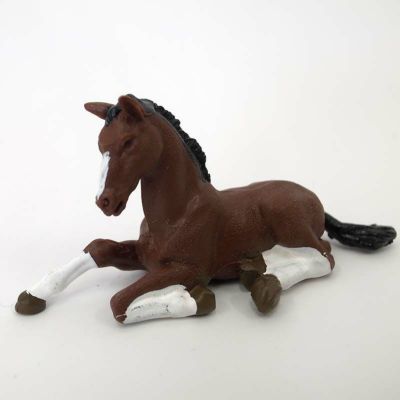 動物フィギュア ブリテン社1971年製造 「馬 栗毛」座り
