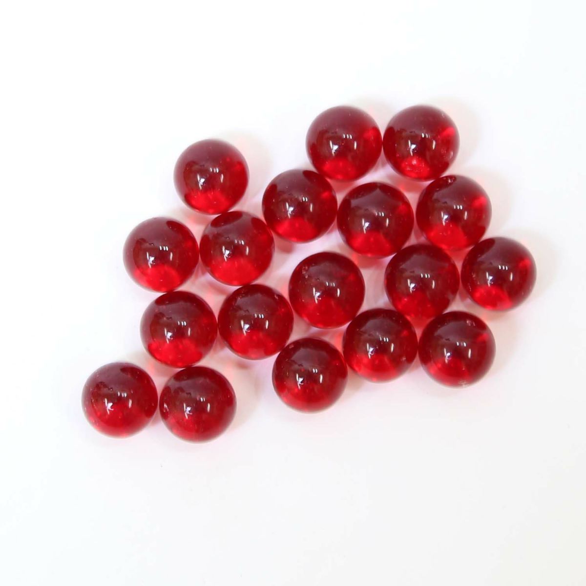 レッド色のビー玉