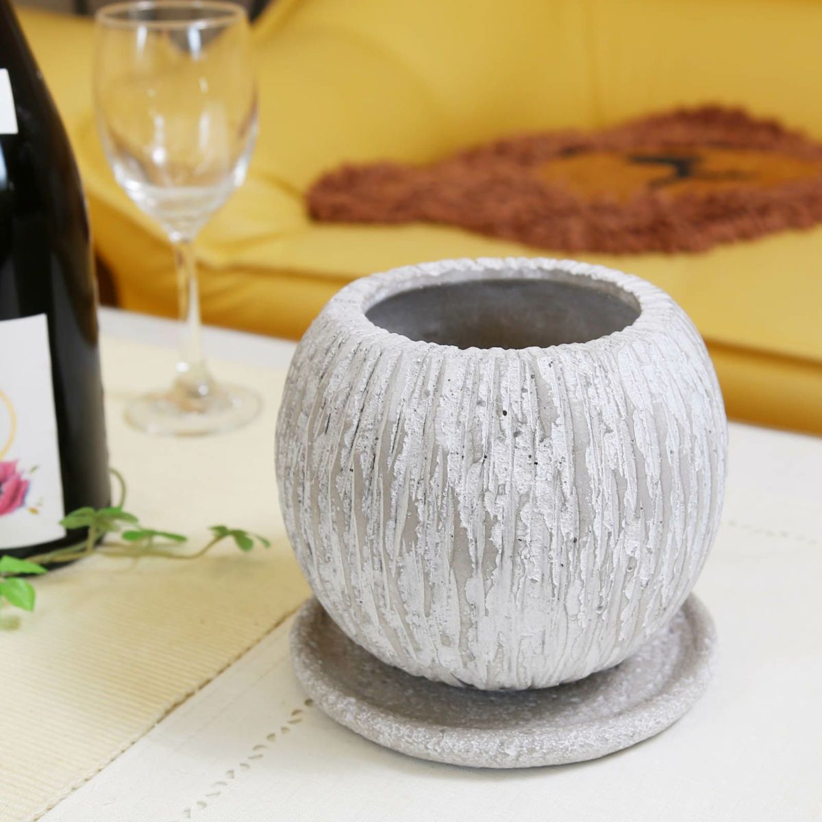 ホワイトグレー・セメント鉢 丸形